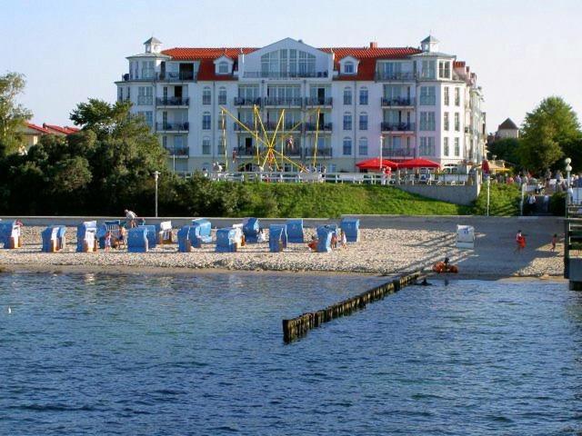 Apartmenthaus Atlantik Kuehlungsborn Exterior photo